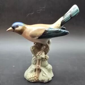Royal Dux Bird Figurine Made in Czechoslovakia 3775